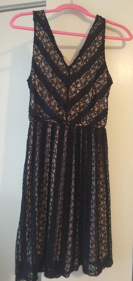 Mod Cloth Art Deco Dress - Picture 3 of 3